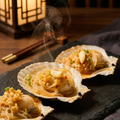 Frozen Half Shell Mutsu Scallops with Plump Roe, Ready for Garlic Vermicelli Cooking